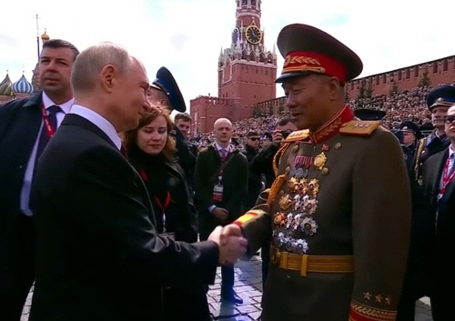 ѱ ǥ, þ  Ǫƾ "鿡  ֱ"